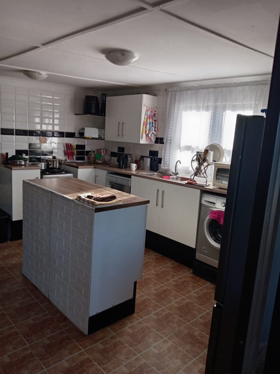  Bedroom Property for Sale in Bloemhof North West